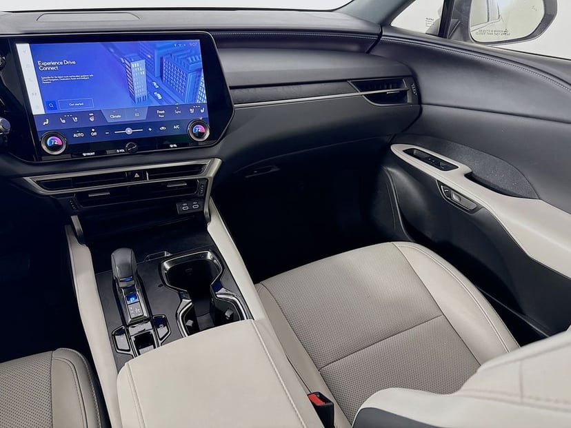 2024 LEXUS RX 350 - Image 25