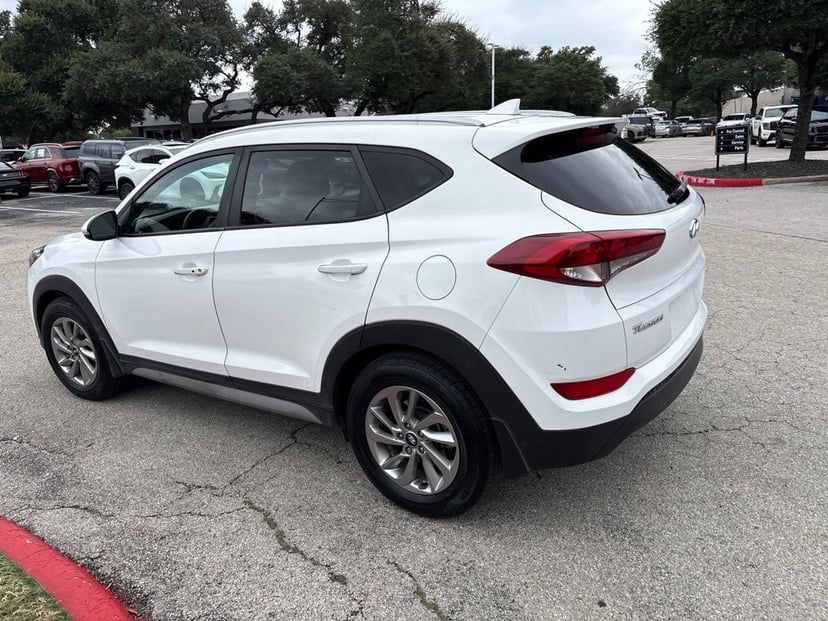 2018 Hyundai Tucson - Image 2