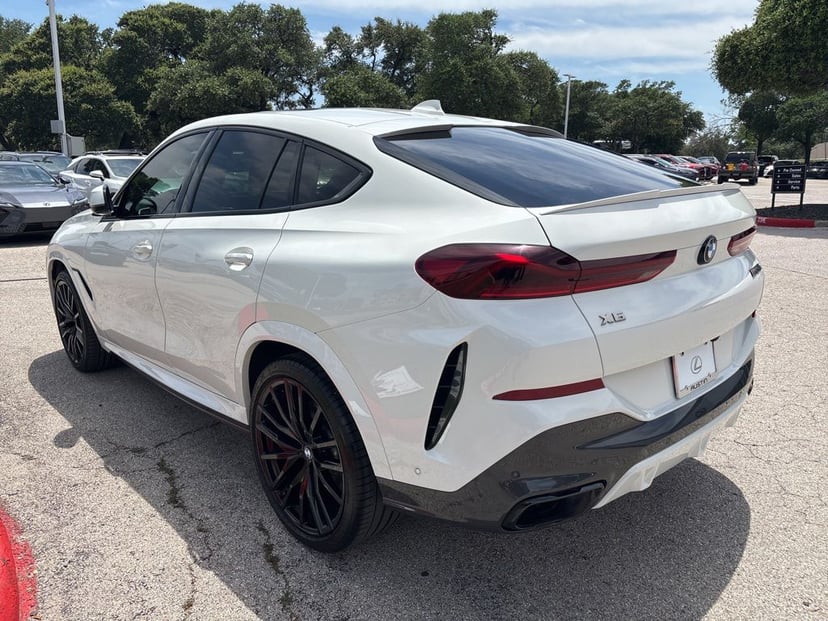 2021 BMW X6 - Image 2