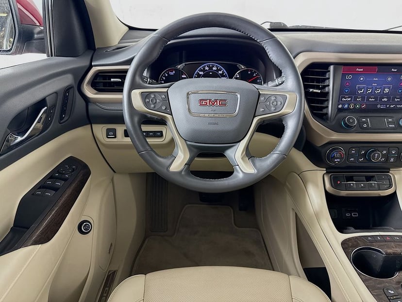 2022 GMC Acadia - Image 24