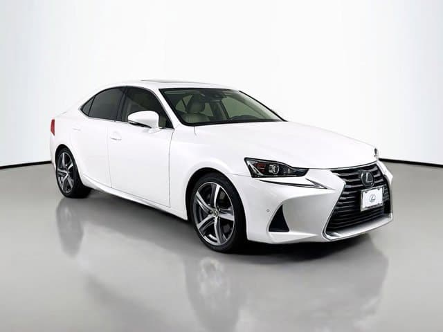 2018 LEXUS IS 300 - Image 3