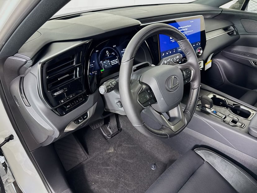2026 LEXUS RX PLUG-IN HYBRID ELECTRIC VEHICLE - Image 8
