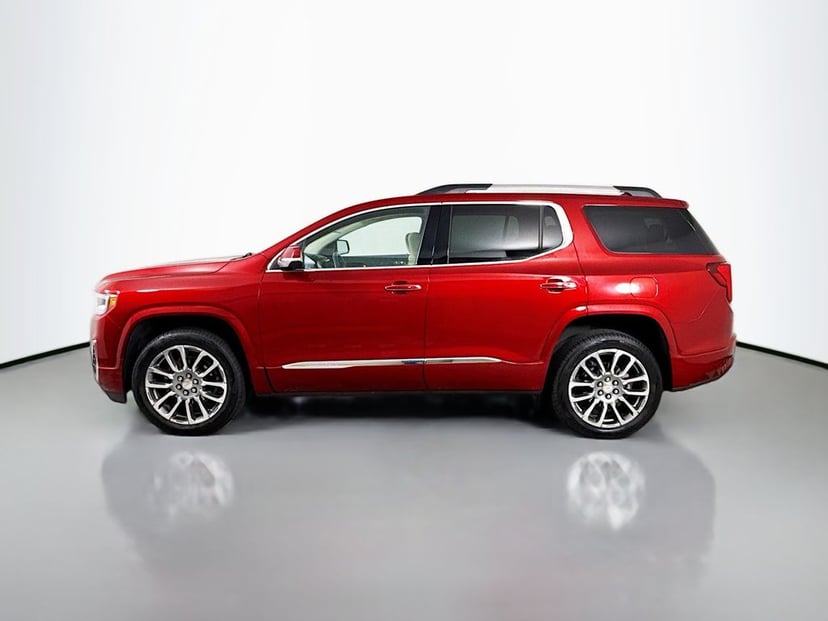 2022 GMC Acadia - Image 8