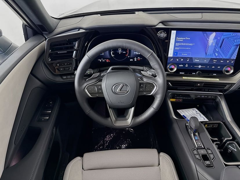 2026 LEXUS TX - Image 19