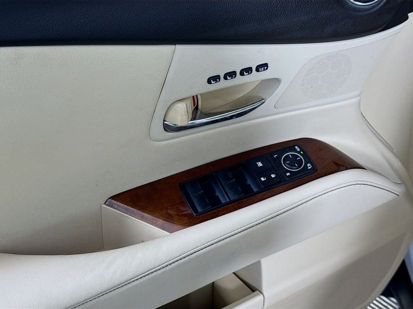 2013 LEXUS RX 350 - Image 18