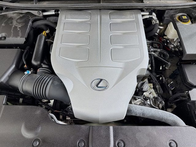 2023 LEXUS GX 460 - Image 32