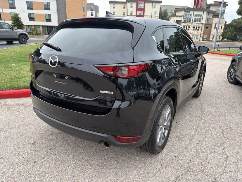 2020 Mazda Mazda CX-5 - Image 2