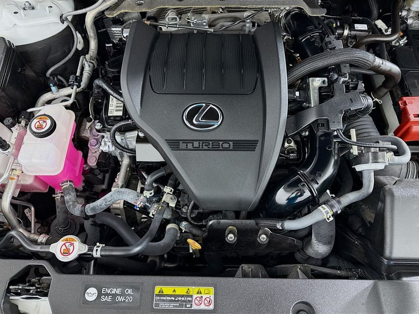 2024 LEXUS RX 350 - Image 32