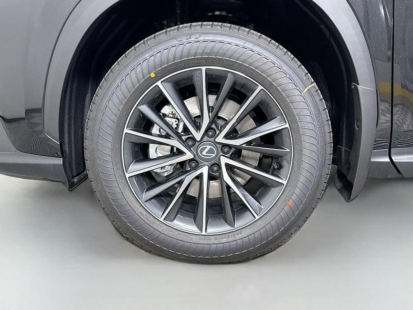 2026 LEXUS NX HYBRID - Image 23