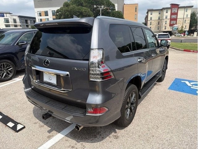2022 LEXUS GX 460 - Image 4