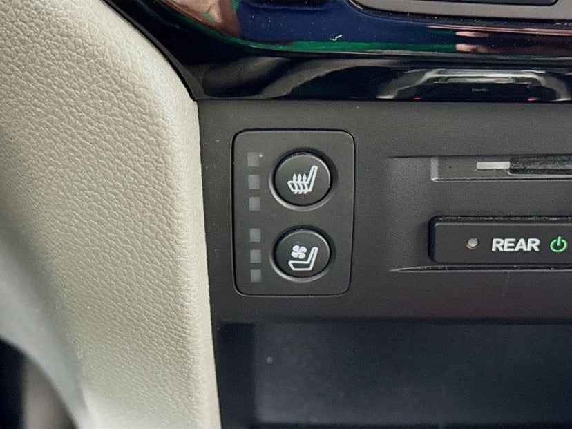 2017 Honda Pilot - Image 21