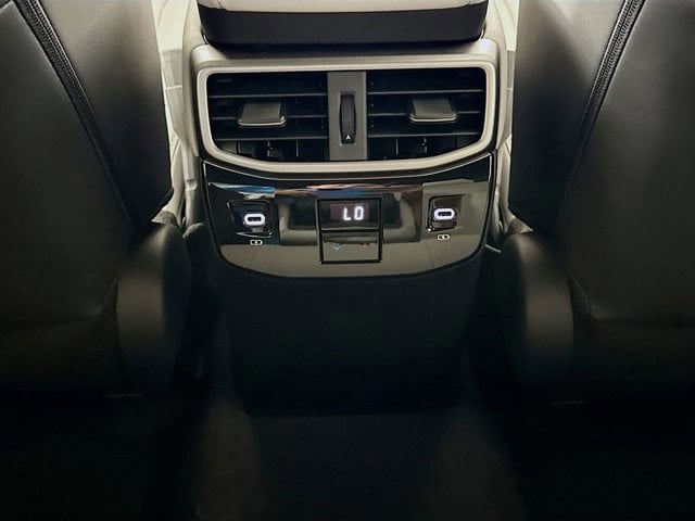 2026 LEXUS RX - Image 17