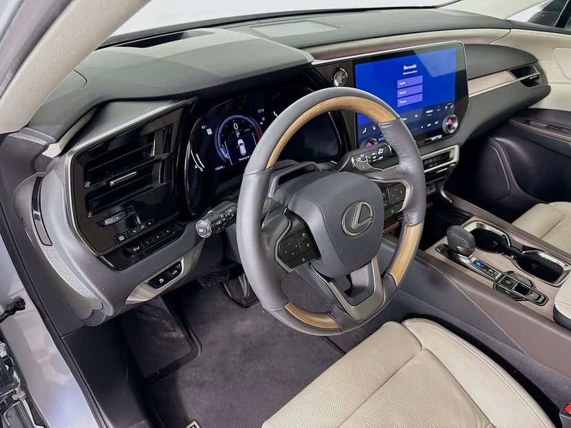 2024 LEXUS RX 350 - Image 8