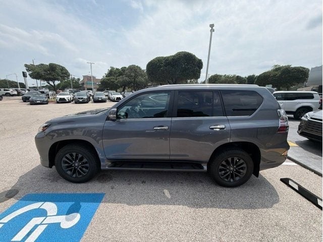2022 LEXUS GX 460 - Image 7