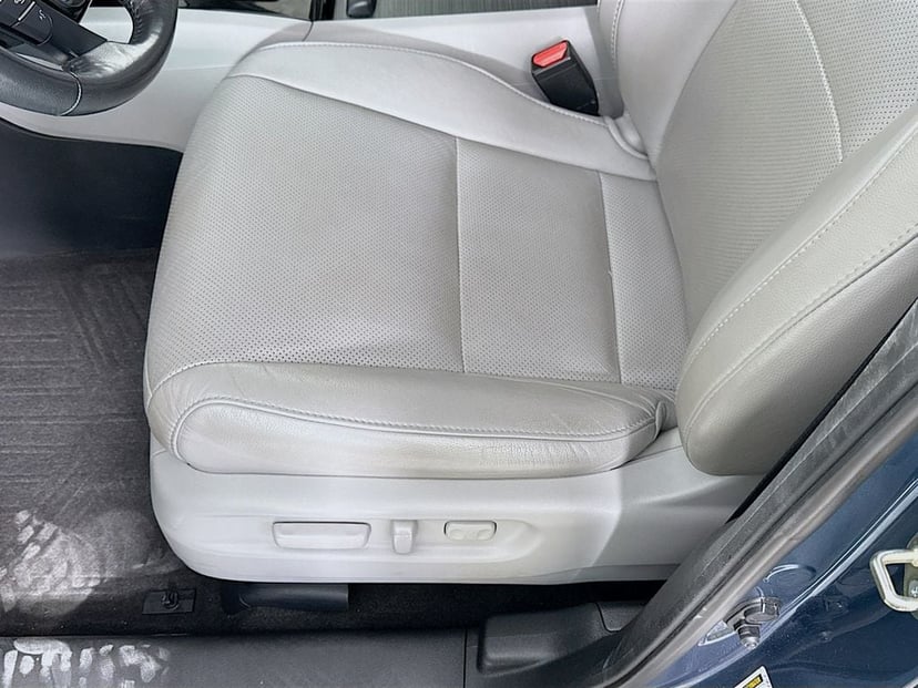 2017 Honda Pilot - Image 20