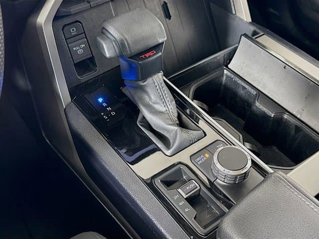 2024 Toyota Sequoia - Image 17