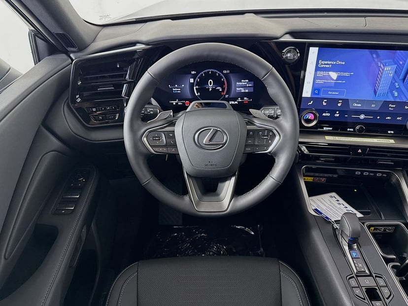 2026 LEXUS TX - Image 19