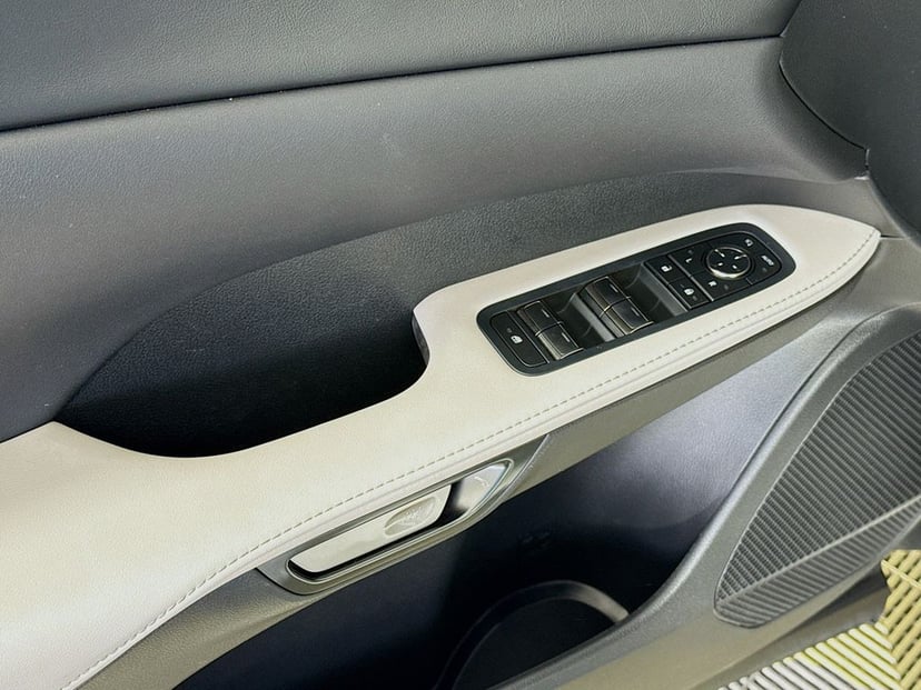 2024 LEXUS RX 350 - Image 18