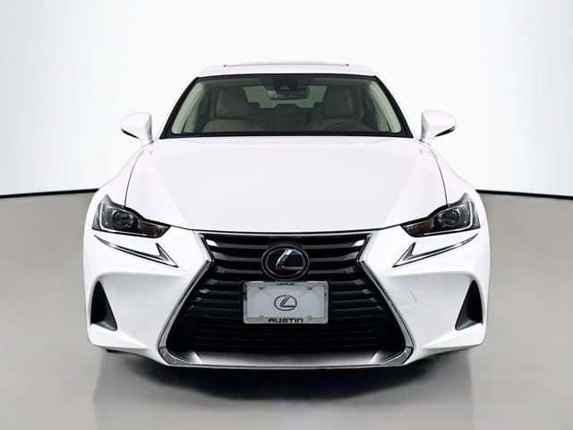 2018 LEXUS IS 300 - Image 2