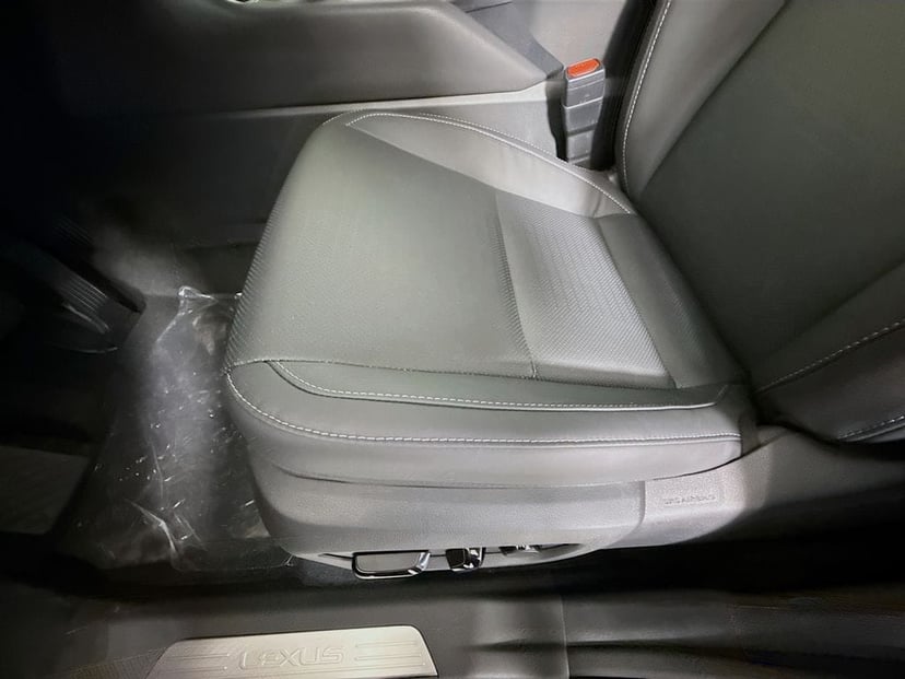 2026 LEXUS TX - Image 21