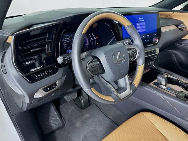 2024 LEXUS RX 350 - Image 8