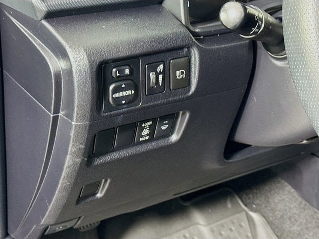 2023 Toyota 4Runner - Image 9