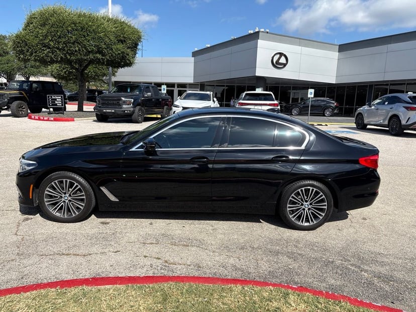 2020 BMW 530i - Image 1