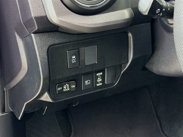 2023 Toyota Tacoma - Image 9