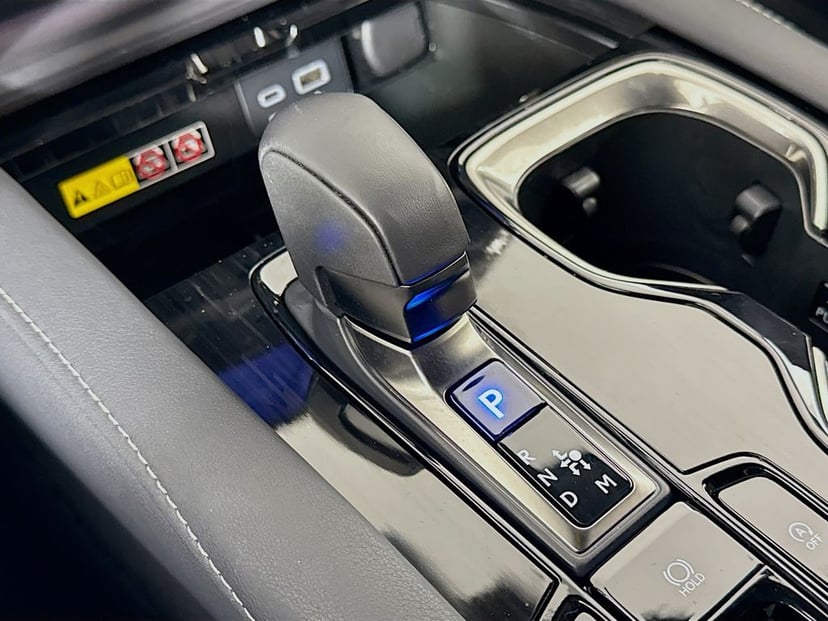 2025 LEXUS RX 350 - Image 16