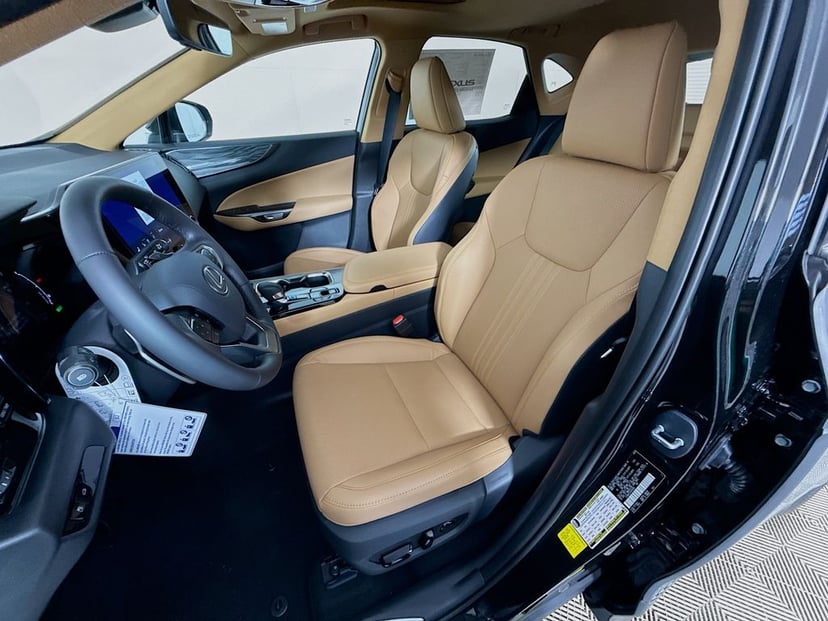 2026 LEXUS NX HYBRID - Image 16