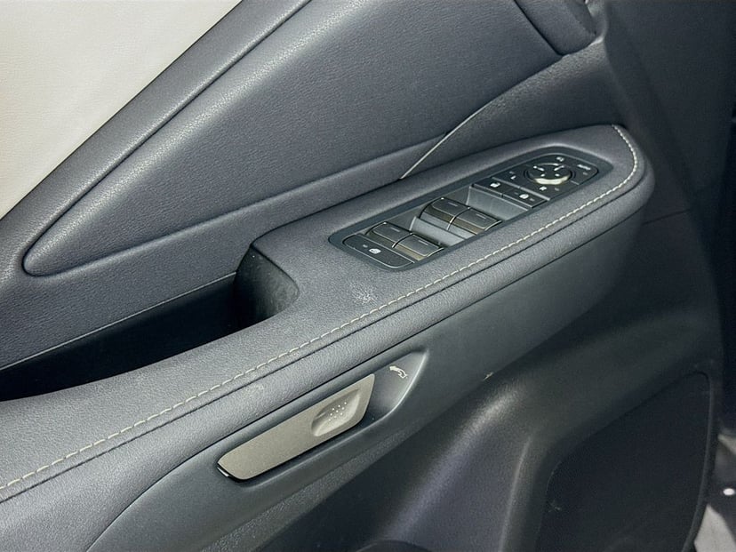 2026 LEXUS TX 350 - Image 18