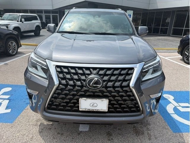 2022 LEXUS GX 460 - Image 2