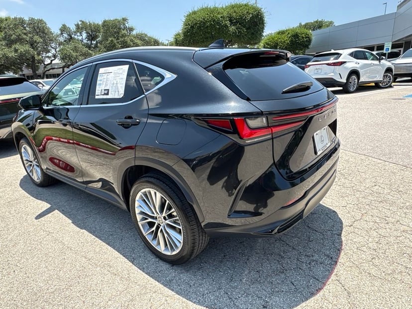 2025 LEXUS NX 350 - Image 2
