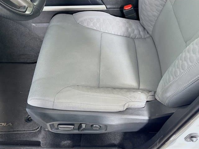 2024 Toyota Sequoia - Image 20