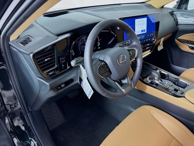 2026 LEXUS NX HYBRID - Image 9