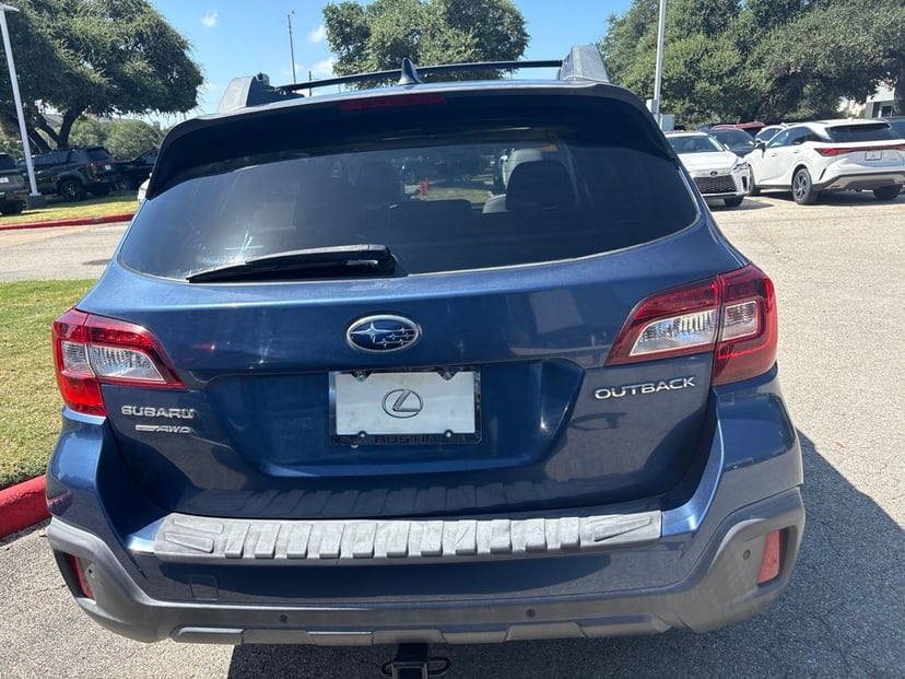2019 Subaru Outback - Image 2