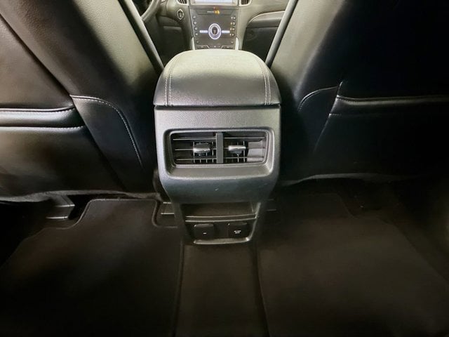 2020 Ford Edge - Image 23
