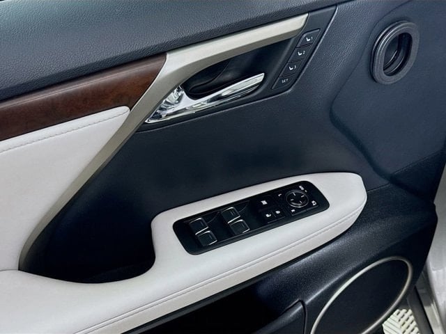 2020 LEXUS RX 350 - Image 17