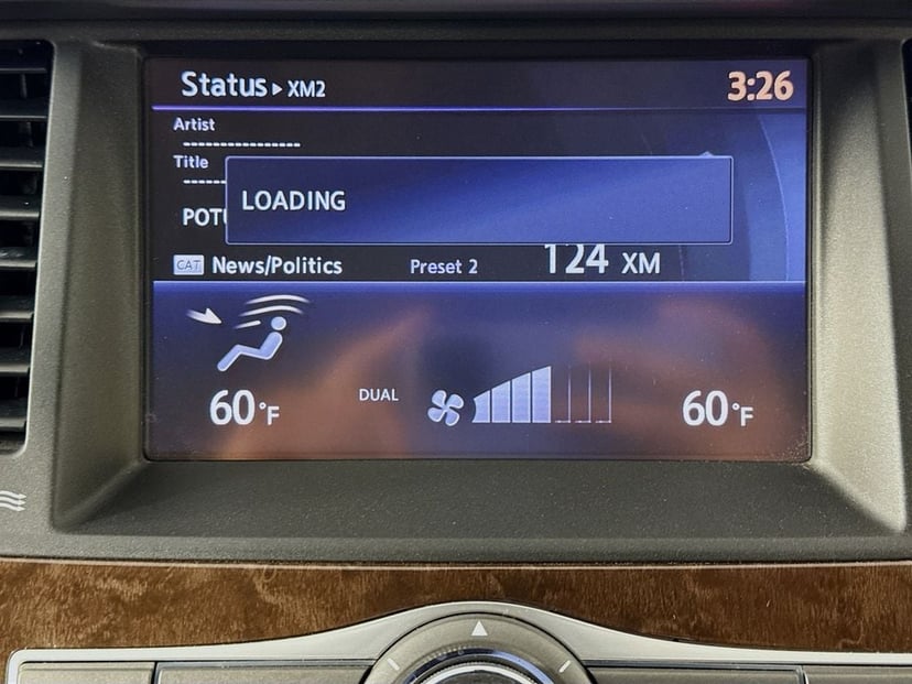 2015 INFINITI QX80 - Image 14