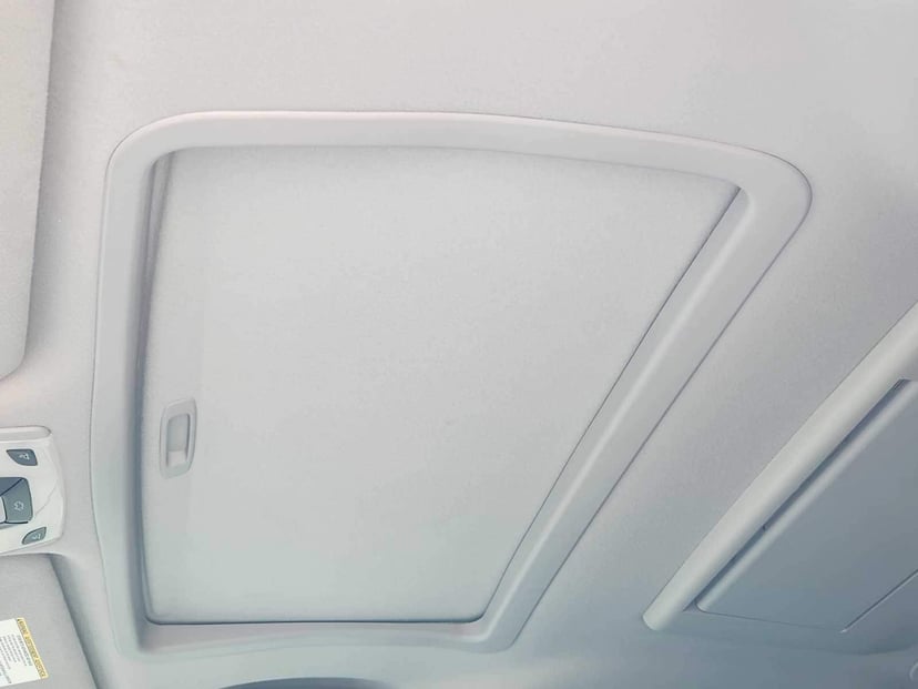 2014 Toyota Sienna - Image 24