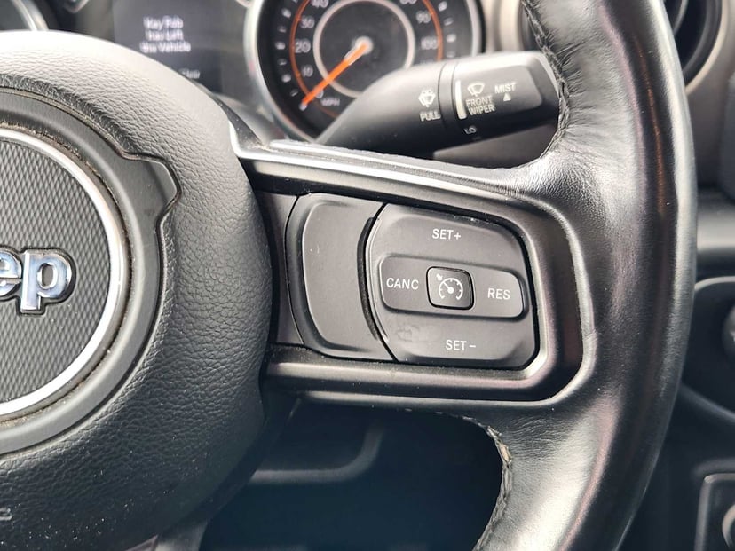 2020 Jeep Gladiator - Image 28