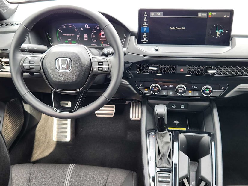 2025 Honda Accord Hybrid - Image 27