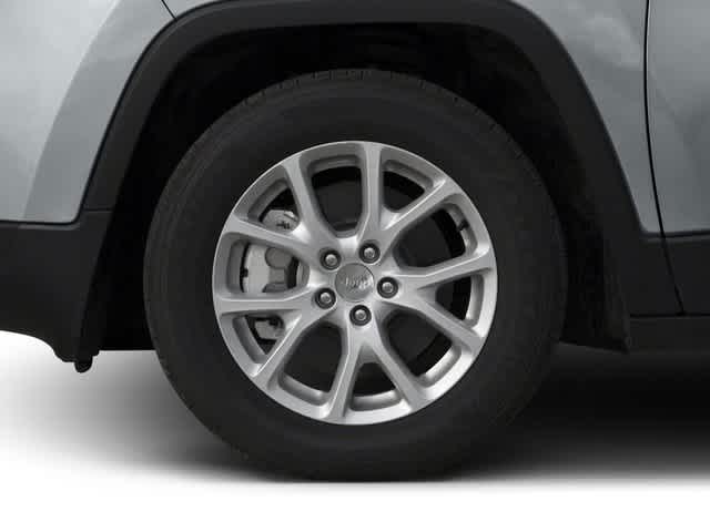 2017 Jeep Cherokee - Image 14