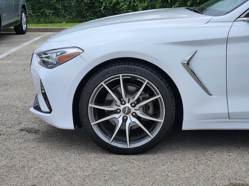 2019 Genesis G70 - Image 8