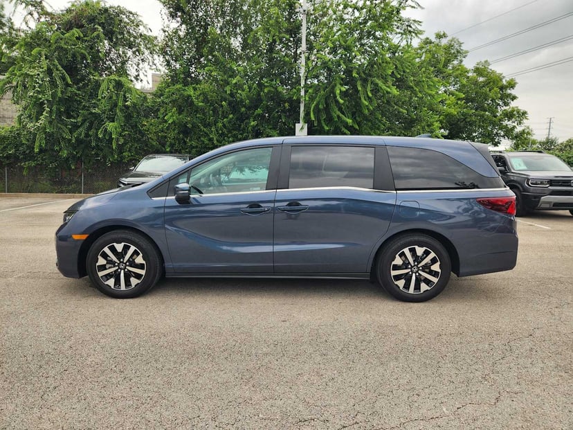 2026 Honda Odyssey - Image 3