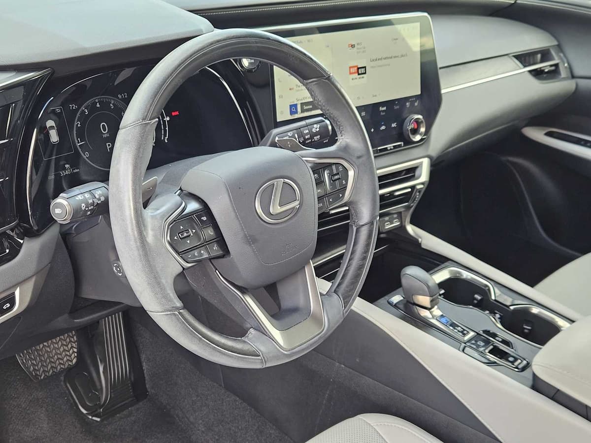 2023 LEXUS RX - Image 2