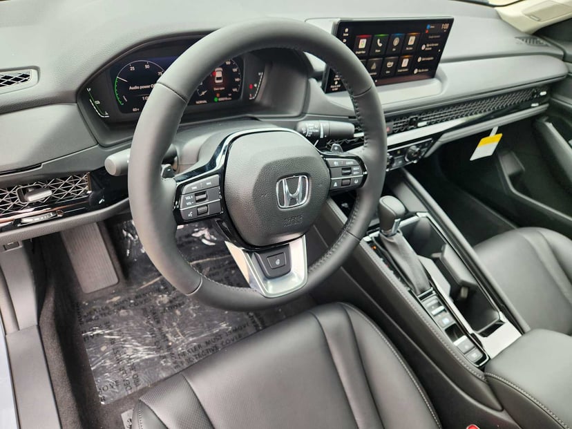 2026 Honda Accord Hybrid - Image 11