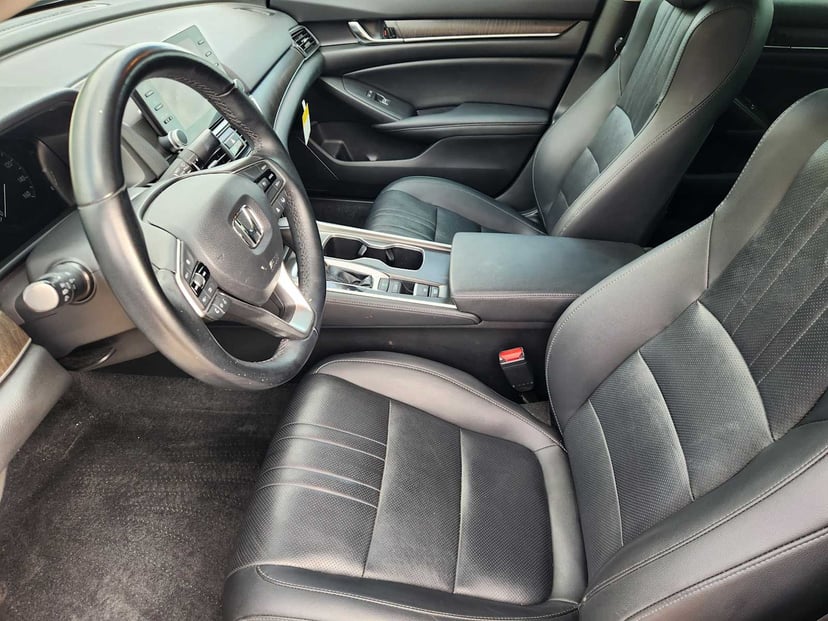 2022 Honda Accord - Image 13