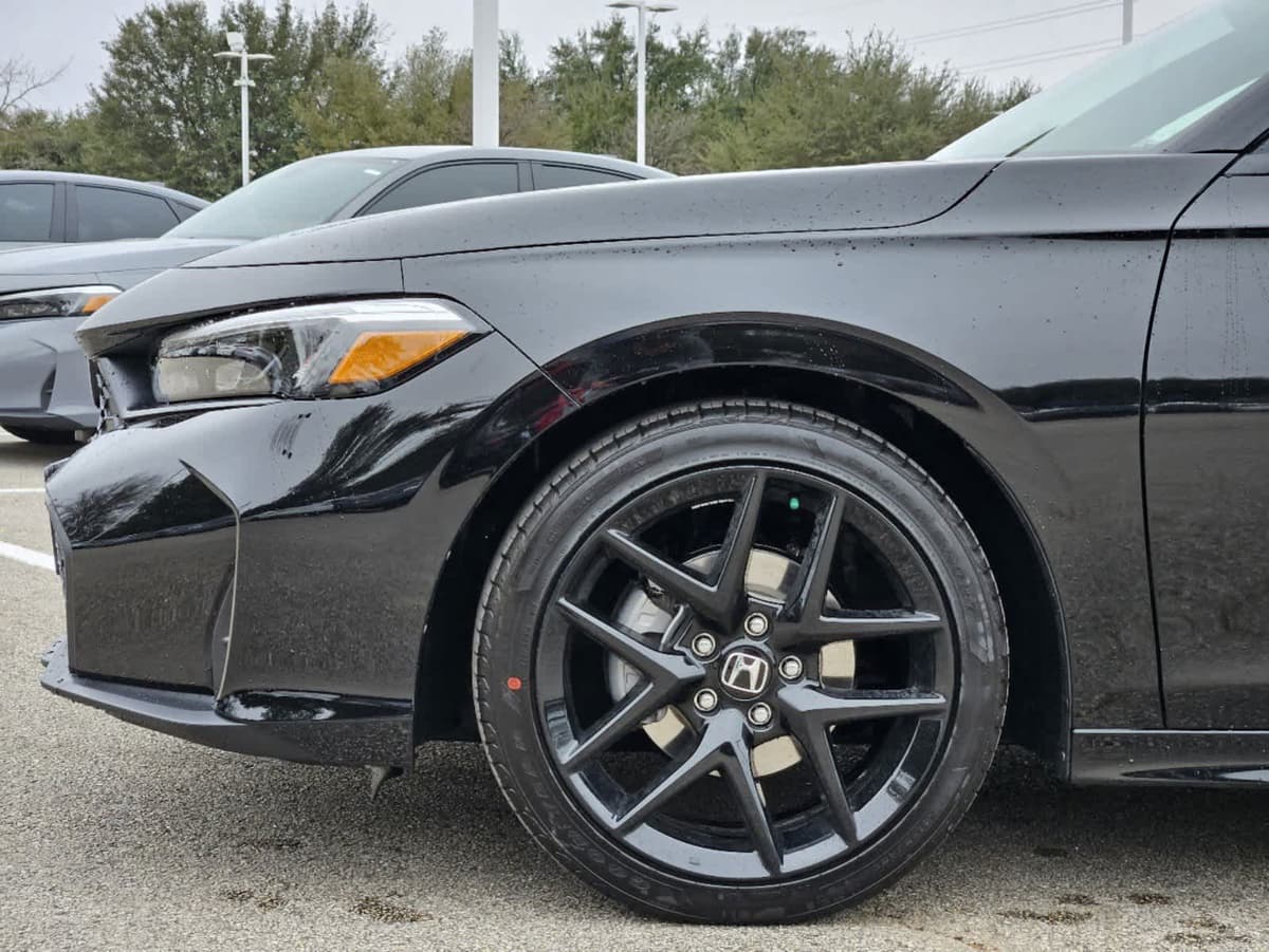 2026 Honda Civic - Image 8