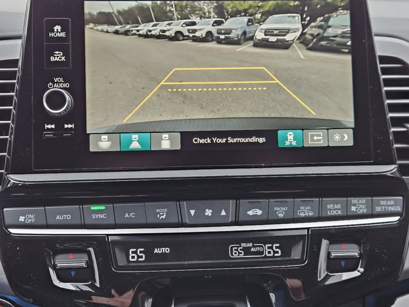 2026 Honda Odyssey - Image 15